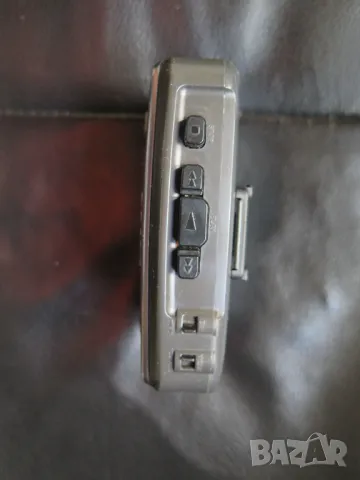 SONY WALKMAN WM-FX453, снимка 4 - Радиокасетофони, транзистори - 49872752