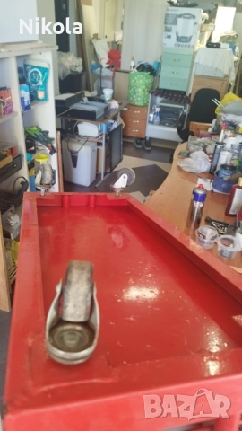 Метален стелаж с рафтове 146/70/30см червен с колела, снимка 6 - Стелажи и щандове - 51789906