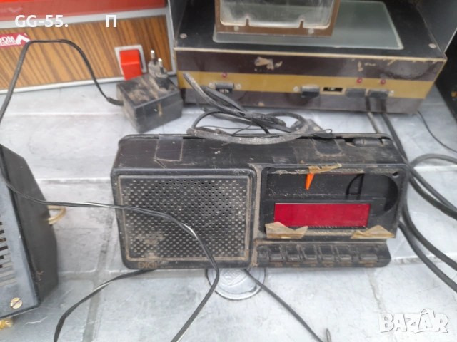 Радио апарати.ВЕФчета, снимка 3 - Антикварни и старинни предмети - 53193646