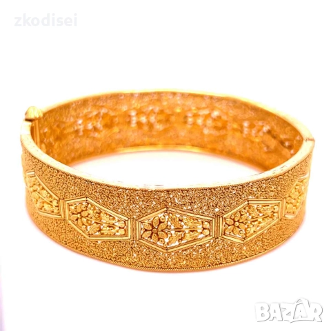 Златна дамска гривна 37,80гр. 22кр. проба:916 модел:34737-1