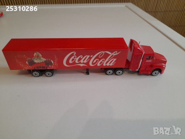 Камион Coca-cola, снимка 8 - Коли, камиони, мотори, писти - 37740561