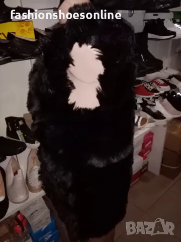 Дамски елек с пух. , снимка 2 - Елеци - 47376710