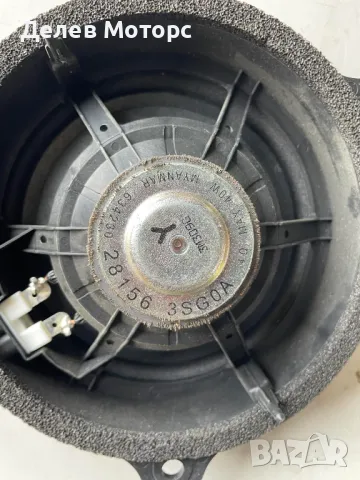 281563SG0A задна дясна тонколона високоговорител от Dacia Duster 1.0 Tce 100 HMMT, снимка 2 - Части - 49120362