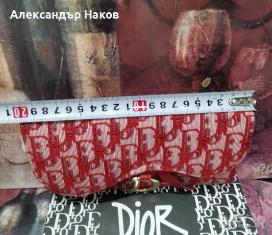 Дамско портмоне Dior , снимка 2 - Портфейли, портмонета - 47868566