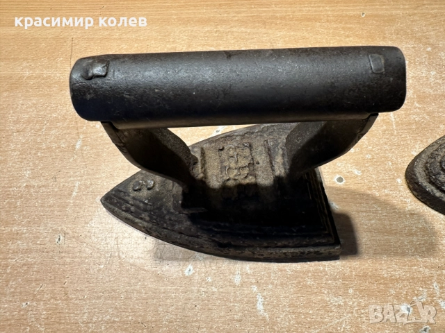 стари чугунени ютии, снимка 2 - Антикварни и старинни предмети - 52313803