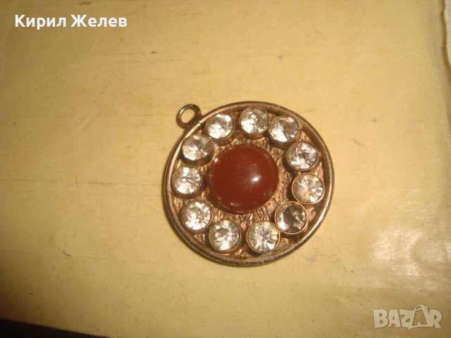 СТАР ПОСРЕБРЕН АРТ ДЕКО РЕТРО МЕДАЛЬОН с ШЛИФАВАН ЧЕРВЕН КЕХЛИБАР ФАТУРАН и ФАСЕТИРАНИ ЦИРКОНИ 29364, снимка 11 - Антикварни и старинни предмети - 37720118
