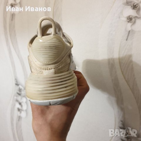 оригинални маратонки Nike Air Max 2090 номер 38,5-39, снимка 7 - Маратонки - 37158984