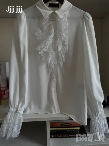 Дамска бяла риза с дантела, снимка 1