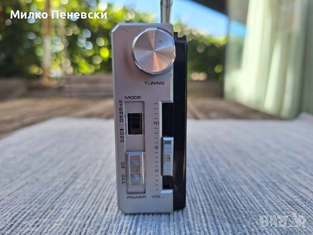 UNIVERSUM 9 BAND RADIO RECEIVER TR 30 30 ST FM STEREO., снимка 5 - Радиокасетофони, транзистори - 51784450