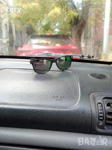 Продавам огледални очила Варна Център , снимка 2 - Слънчеви и диоптрични очила - 52568830