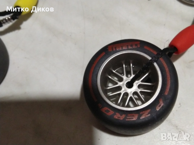 Ключодържател Формула -1 Пирели два броя нови, снимка 5 - Колекции - 52055988