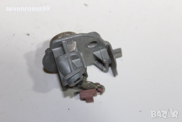 Патрон врата предна лява Mazda 6 2006 2.0i 147 Мазда 6 комби , снимка 4 - Части - 43887620