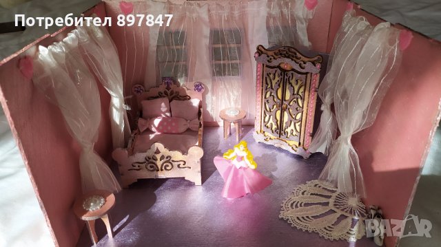 Дървена стаичка с мини мебели , снимка 16 - Играчки за стая - 40877882