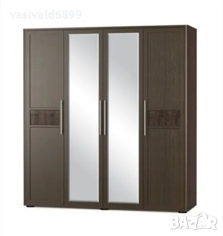 Четирикрилен гардероб 