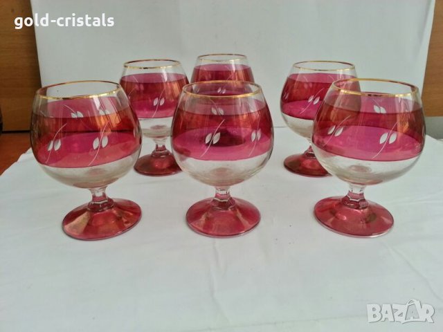 Ретро стъклени чаши с златен кант , снимка 1 - Антикварни и старинни предмети - 27169049