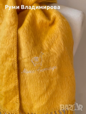 Жълт шал от Alpaca, снимка 6 - Шалове - 53474153
