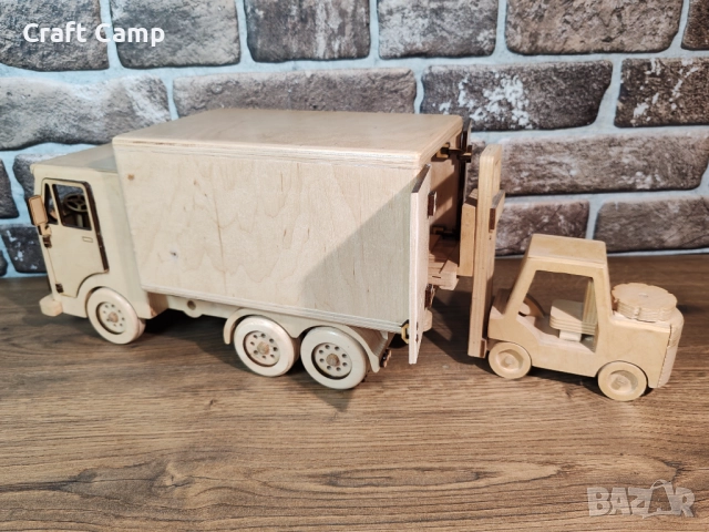 Комплект дървени модели - Мотокар и Хладилен камион – Craft Camp, снимка 4 - Коли, камиони, мотори, писти - 52739378