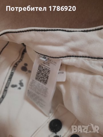 Бели дънки Guess Vanille Relaxed Low, снимка 4 - Дънки - 43613655