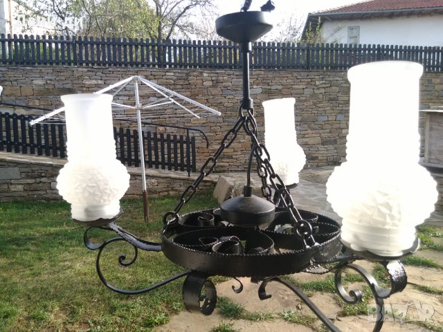 Старинен полилей, абажур от ковано желязо , снимка 3 - Полилеи - 42938686