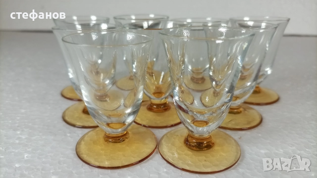 Малки ретро ракиени чашки, 9 бр, столче, снимка 8 - Чаши - 52811205