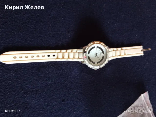 Дамски часовник състояние видно от снимките за части 38830