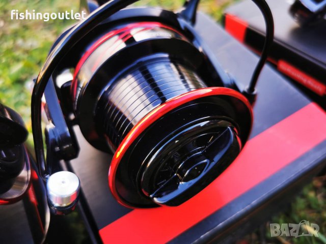 Три нови шарански макари с 4 лагера Surfcasting 9000, снимка 3 - Макари - 39364022