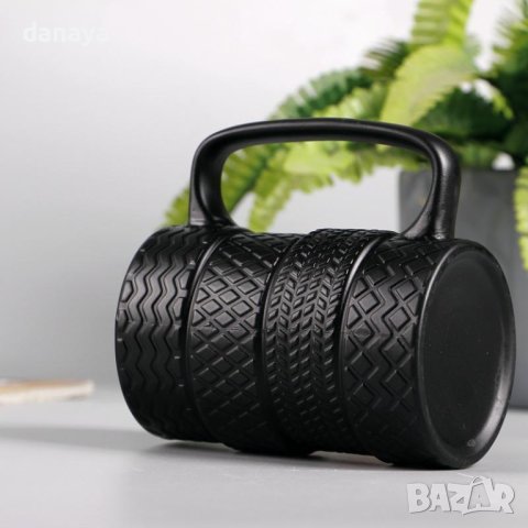 4331 Черна керамична чаша автомобилни гуми оригинален подарък, снимка 5 - Чаши - 43487604