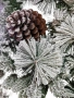 Изкуствено борче/елха със заскрежени иглички, снимка 12