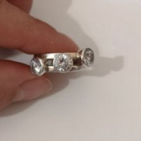 Масивен сребърен пръстен с 3 циркона, снимка 5 - Пръстени - 35623676