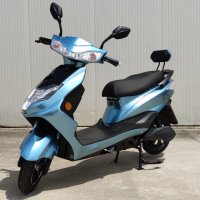 Електрически скутер модел EM006 в светло син цвят, снимка 1 - Мотоциклети и мототехника - 43151664