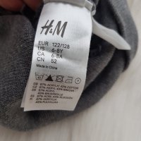 Шапка Мини Маус  H&M 6-8 години, снимка 2 - Шапки, шалове и ръкавици - 28091367