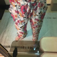 Летен панталон с флорални мотиви, снимка 1 - Панталони - 28860026