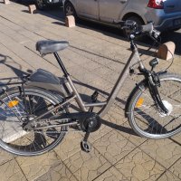 26 цола алуминиев електрически велосипед колело 36 волта 250 вата с ключ и зарядно като ново , снимка 1 - Велосипеди - 44138959
