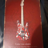 EVH Striped series 5150 - Red, Black and White-метална табела (плакет), снимка 2 - Китари - 43929172