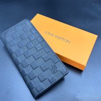 Портфейл Louis Vuitton, снимка 1 - Портфейли, портмонета - 38121027