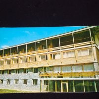 Две стари картички от соца Почивен дом В Коларов, Смолян Жилищни блокове за КОЛЕКЦИЯ 35077, снимка 2 - Колекции - 43112436