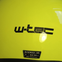 Продавам нова скутер каска W-Tec,Vespa модел,пълен комплект,размер S-M, снимка 2 - Спортна екипировка - 44897370