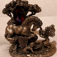 Стара красива метална скулптура- Подарък на магическата сила - Англия, снимка 12 - Антикварни и старинни предмети - 27615651