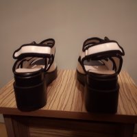 Нови сандали на платформа 38 номер черно бели, снимка 5 - Сандали - 33547651