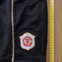 Manchester United / детски футболни шорти на Манчестър Юнайтед , снимка 3 - Детски къси панталони - 38129574
