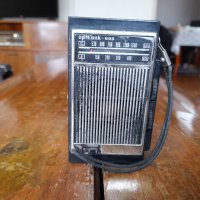 Старо радио,радиоприемник Орленок 605, снимка 1 - Антикварни и старинни предмети - 43779266
