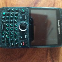 Мобилен телефон с куерти клавиатура, снимка 1 - Sony Ericsson - 38769651