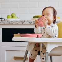 Baby Eats® Силиконов комплект за хранене на бебета 9 части (розов), снимка 5 - Прибори, съдове, шишета и биберони - 43642695