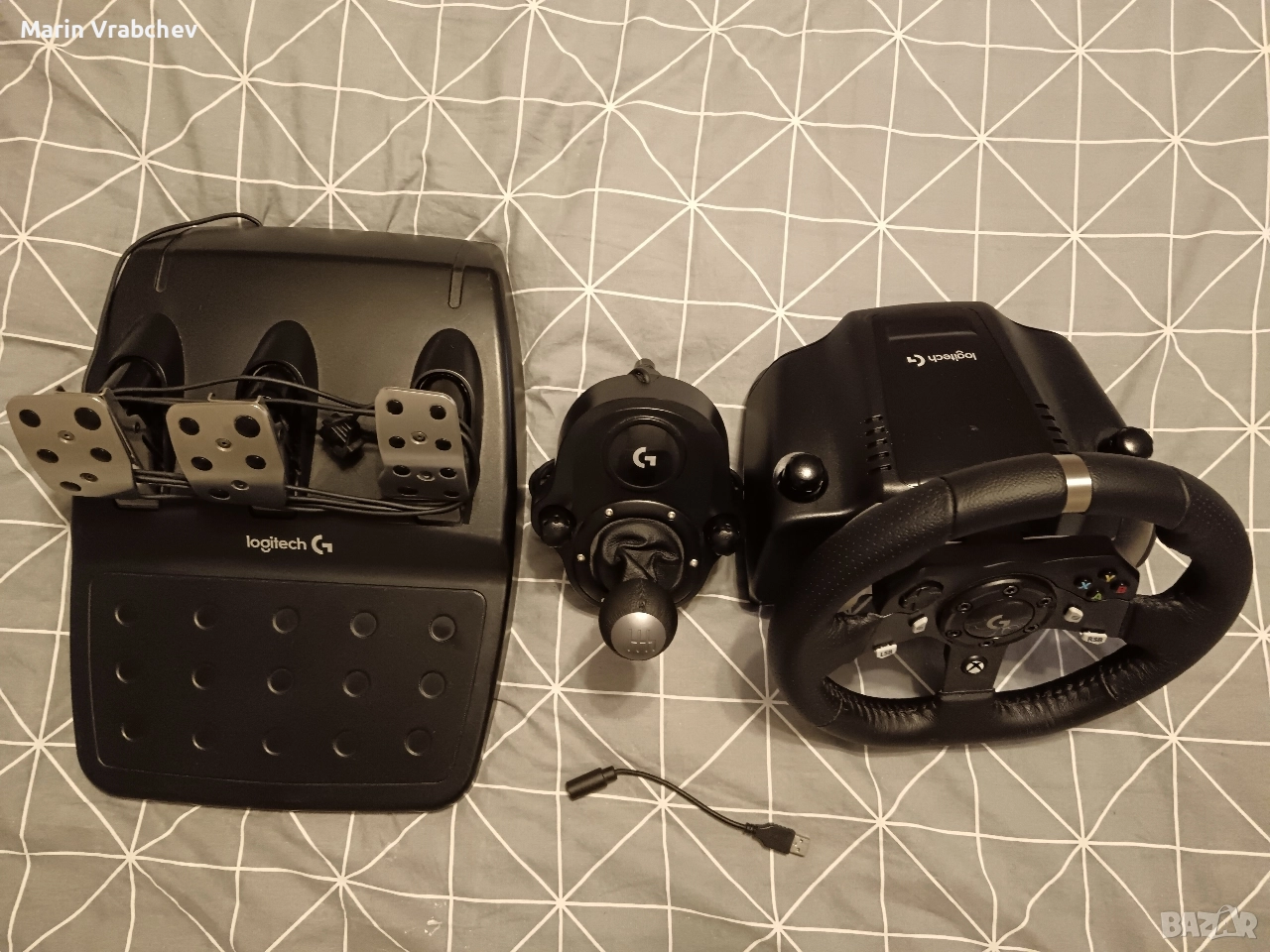 Logitech G920 Геймърски Волан + подарък ръчка за скорости, снимка 1