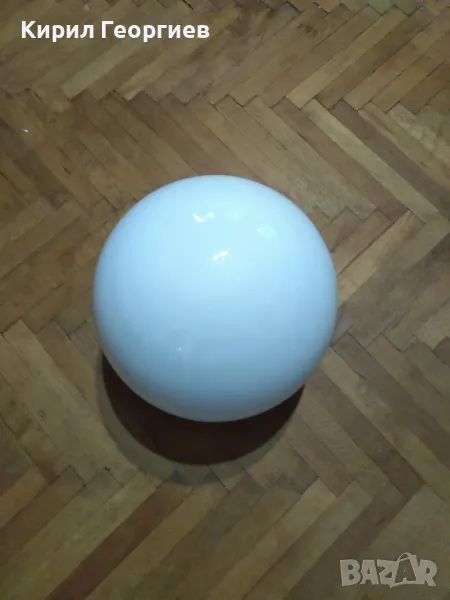 Два стъклени плафона за таван, с една крушка.  , снимка 1