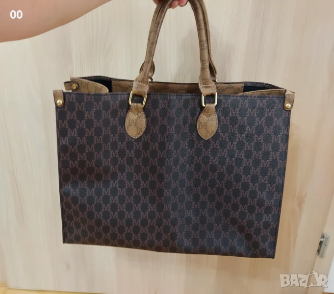 Дамска чанта (по модел на Майкъл Корс), снимка 1