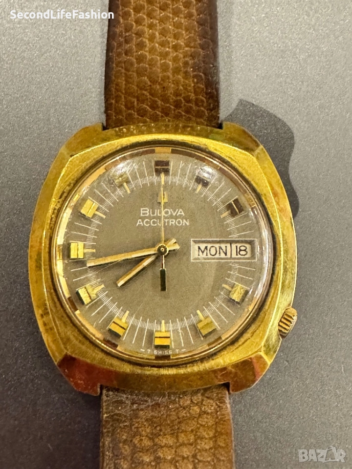 Bulova accuration винтидж часовник с дата от 1971, снимка 1