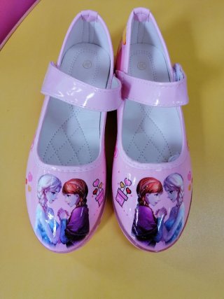 Светещи обувки с Елза и Ана в Детски обувки в гр. Шумен - ID39928798 —  Bazar.bg