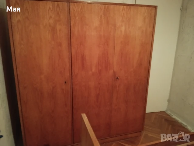 Гардероб с надстройка трикрил– масивно истинско едновремешно дърво, дебели плоскости, здравина,, снимка 7 - Гардероби - 51075654