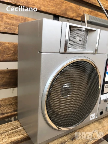 SHARP GF 500H -Колекционерски радиокасетофон! Като Нов-супер запазен!, снимка 3 - Радиокасетофони, транзистори - 50470270